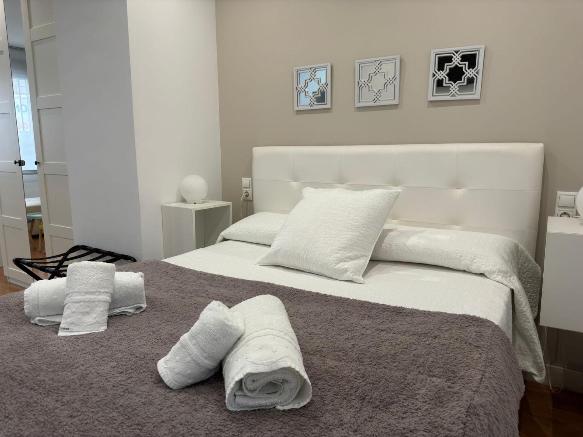 Medina-azahara Apartment